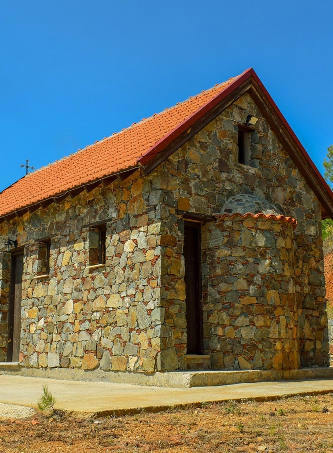 Η εκκλησία του Σωτήρος Χριστού στη Βαβατσινιά